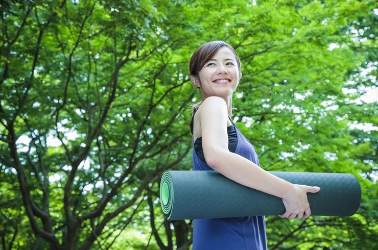 マットを持っている人